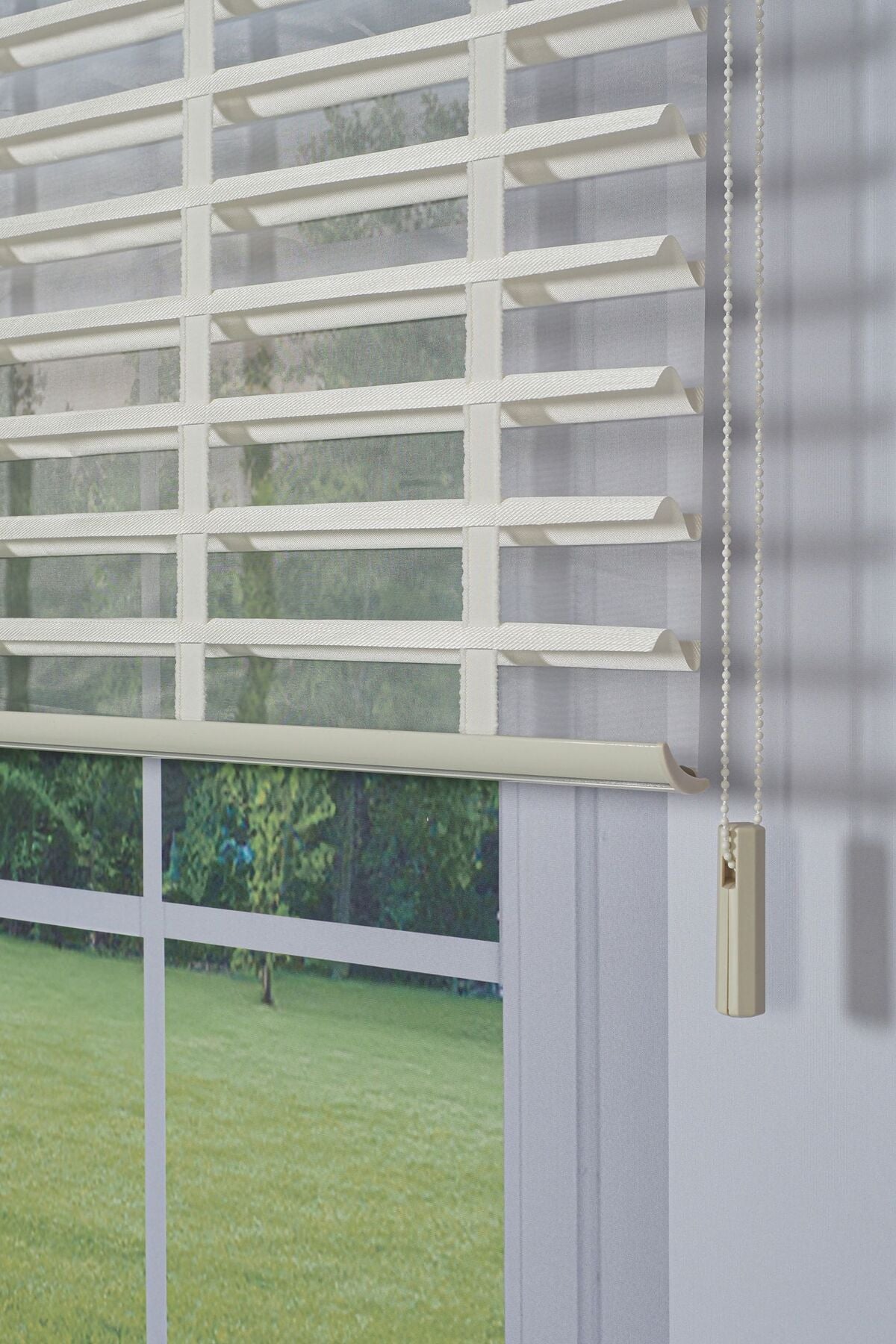 Ahşap Jaluzi Görünümlü Kumaş Silüet Krem Perde|Dekoratif Işık Kontrollü Tasarım