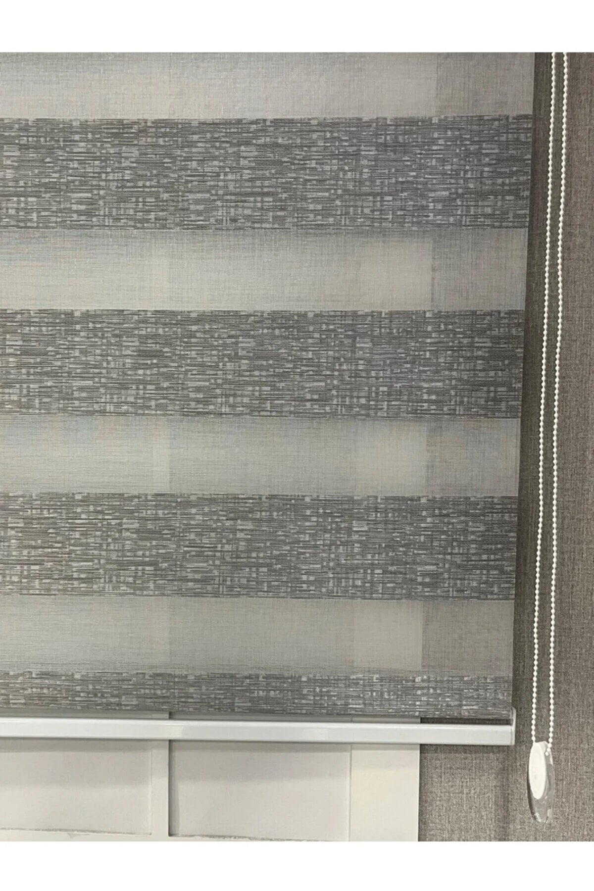 Delüks Zebra Stor Perde Geniş Plise Açık Gri