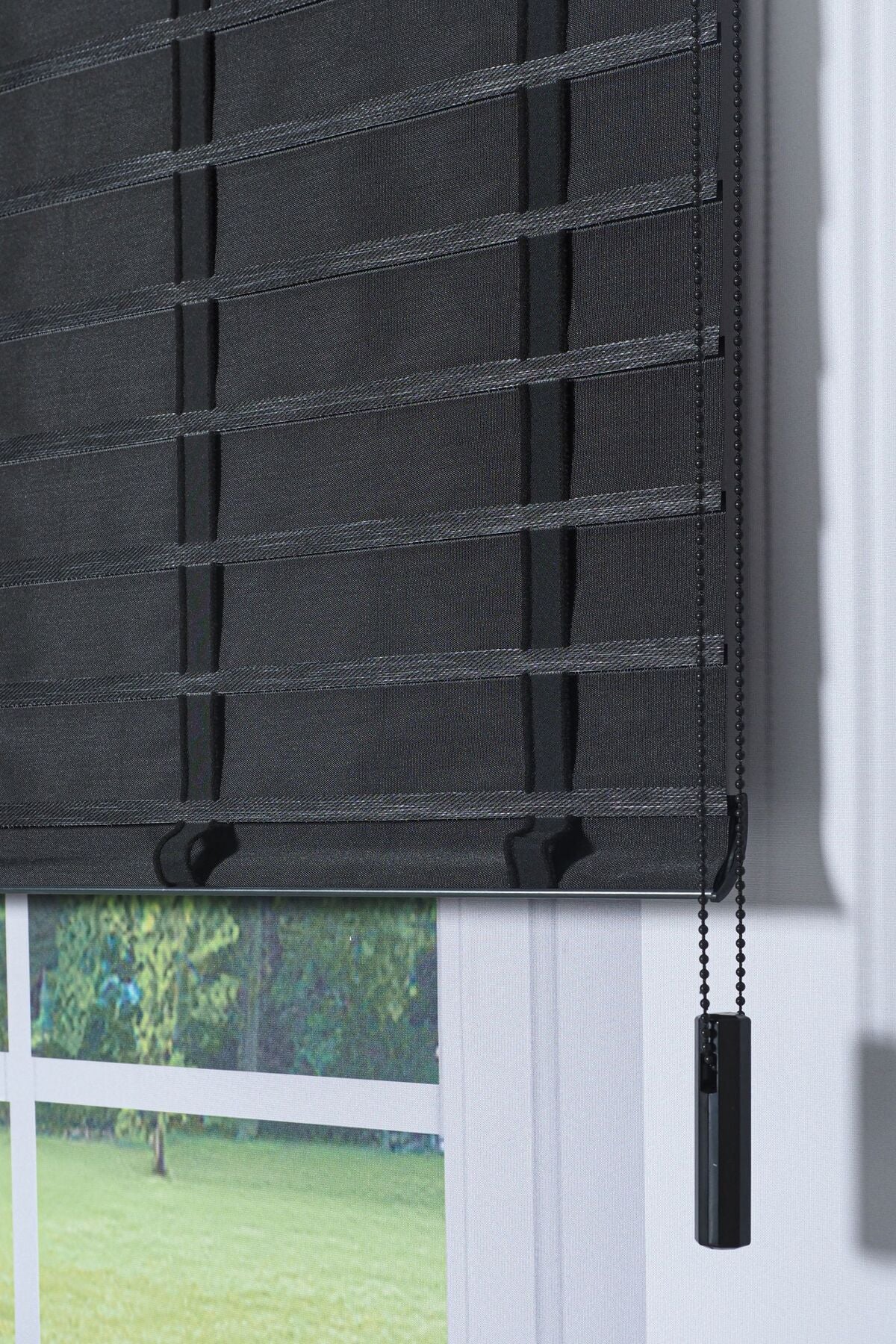 Ahşap Jaluzi Görünümlü Kumaş Silüet Siyah Perde|Dekoratif Işık Kontrollü Tasarım