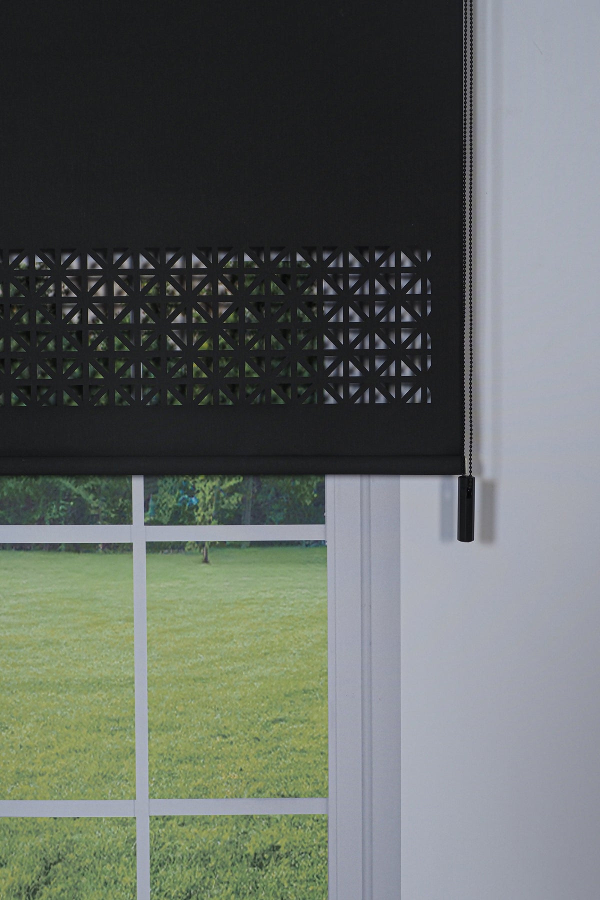 Lazer Kesim Dekoratif Stor Perde 24 cm | İthal Mat Polyester | Siyah | Oda Karanlığı