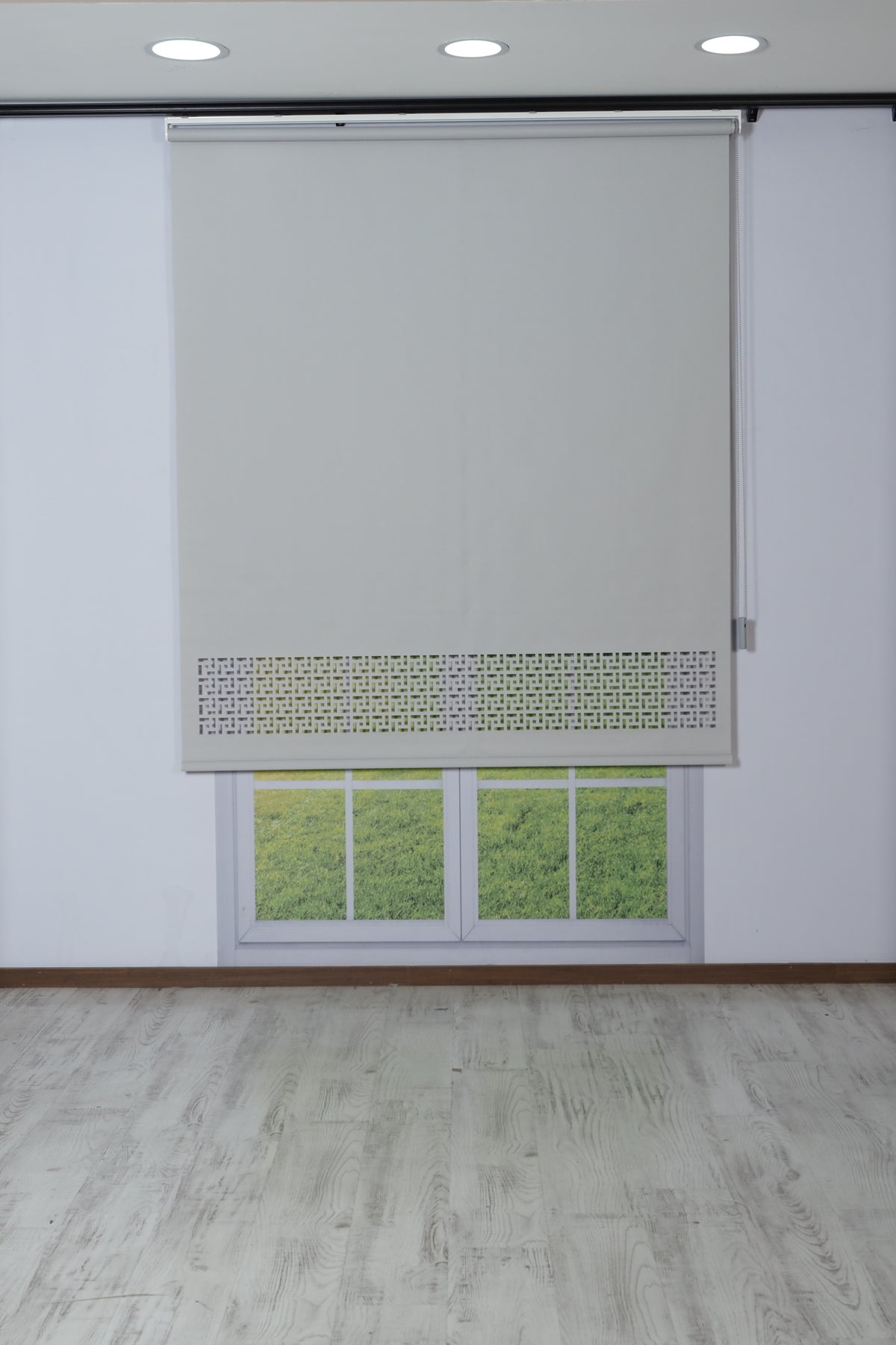 Lazer Kesim Dekoratif Geometrik Stor Perde 24 cm | İthal Mat Polyester | Açık Gri | Oda Karanlığı