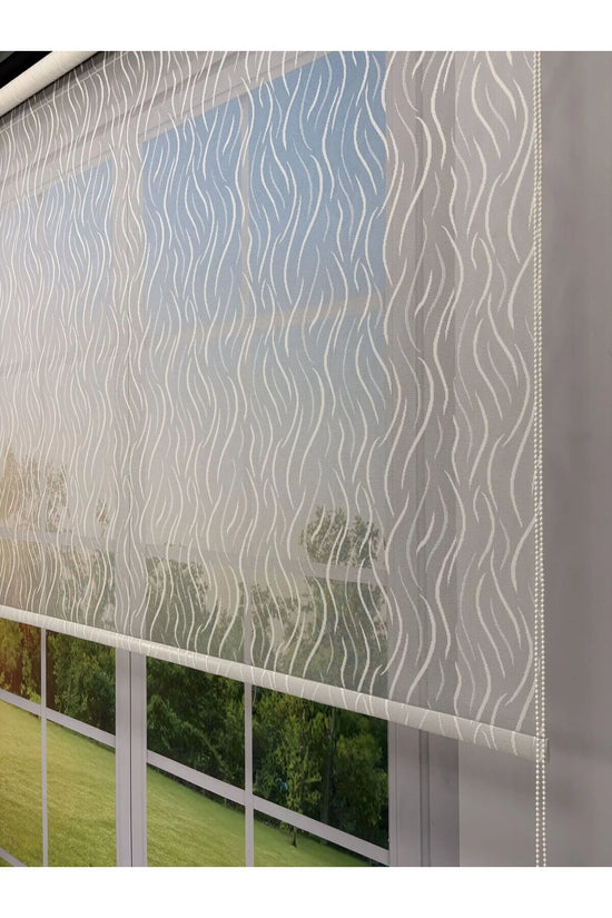 EVA Serisi – Su Yolu Desenli Çift Mekanizmalı Beyaz Tül Siyah Stor Perde