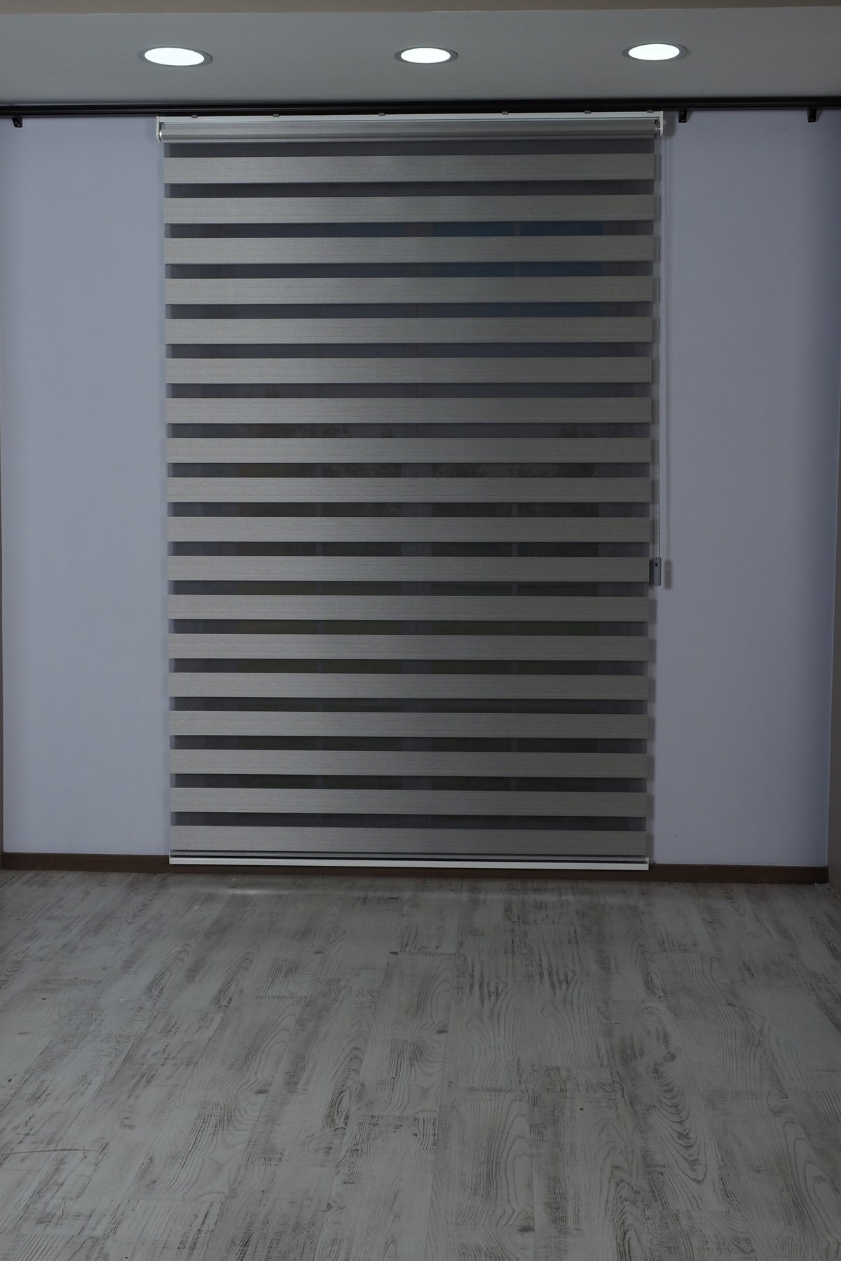 Zebra Dar Pileli %100 Blackout (Karartma) Gece Gündüz Yüksek Kalite Gri Zebra Perde