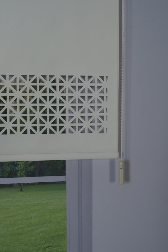 Lazer Kesim Dekoratif Stor Perde 24 cm | İthal Mat Polyester | Krem | Oda Karanlığı