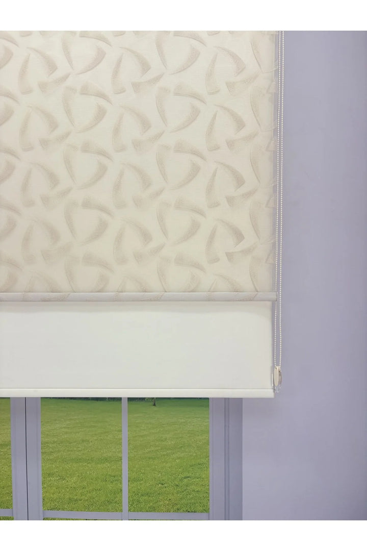 NOVA Serisi – Üç Yaprak Desenli Çift Mekanizmalı Bej Tül Stor Krem Perde