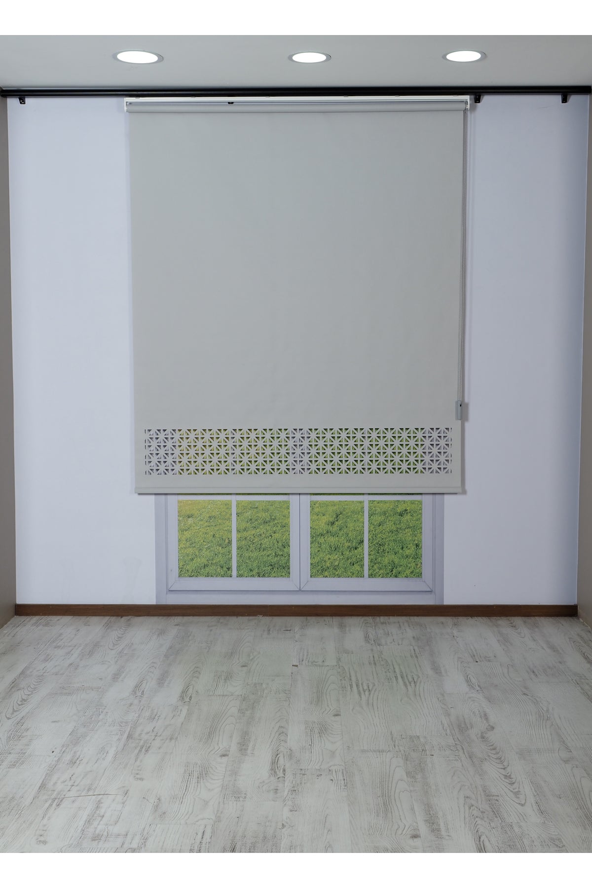 Lazer Kesim Dekoratif Stor Perde 24 cm | İthal Mat Polyester | Açık Gri | Oda Karanlığı