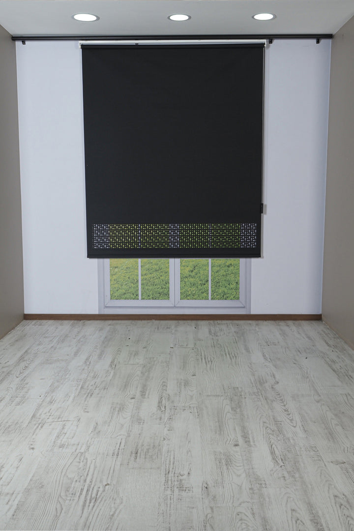 Lazer Kesim Dekoratif Geometrik Stor Perde 24 cm | İthal Mat Polyester | Siyah | Oda Karanlığı