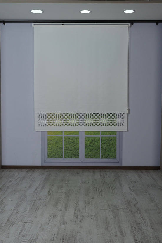 Lazer Kesim Dekoratif Stor Perde 24 cm | İthal Mat Polyester | Beyaz | Oda Karanlığı